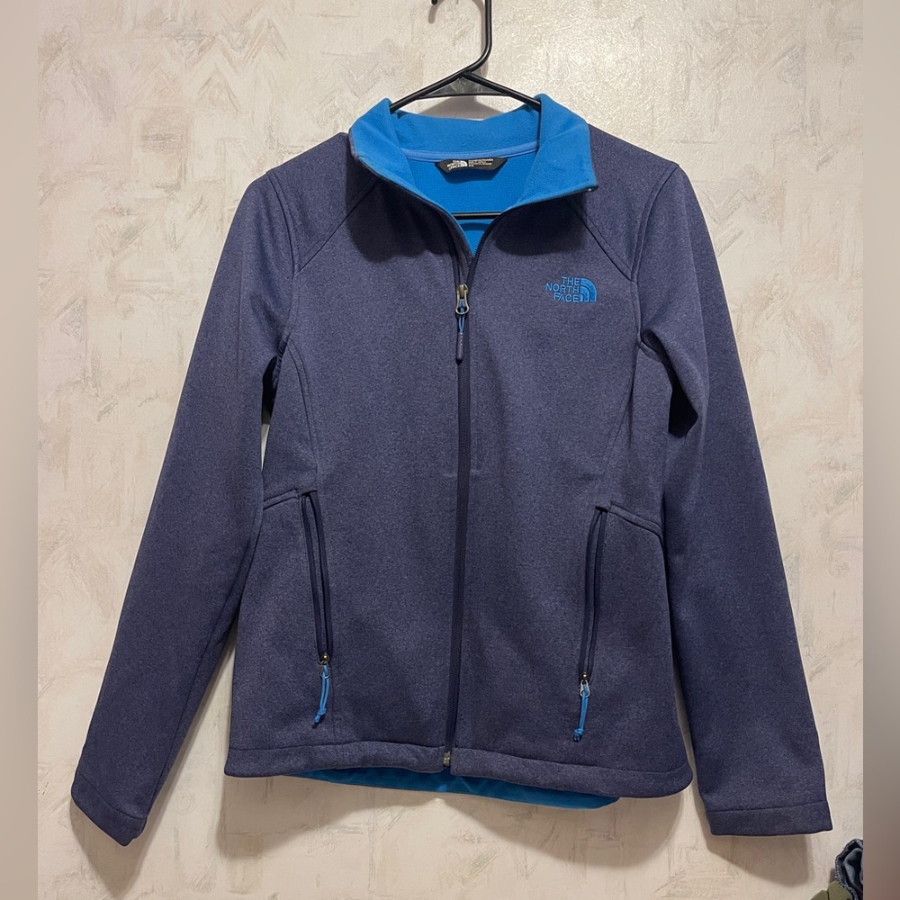 The North Face Women’s blue soft shell jacket - Small